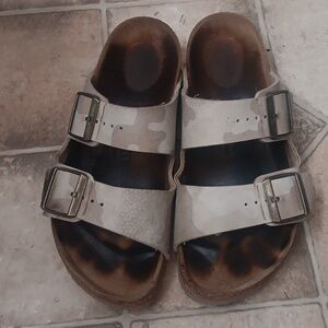 Birkenstock camo Arizona